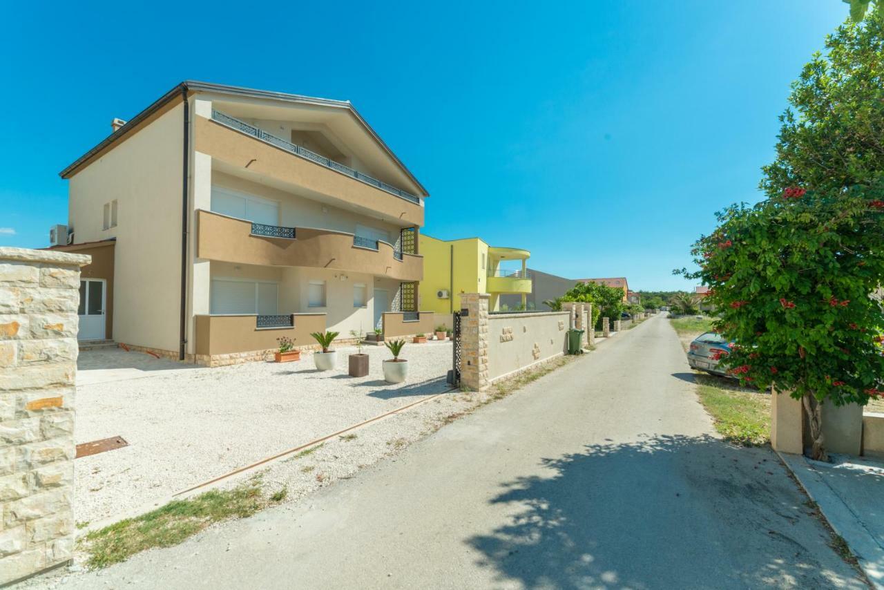 Apartments Nella Privlaka  Ngoại thất bức ảnh