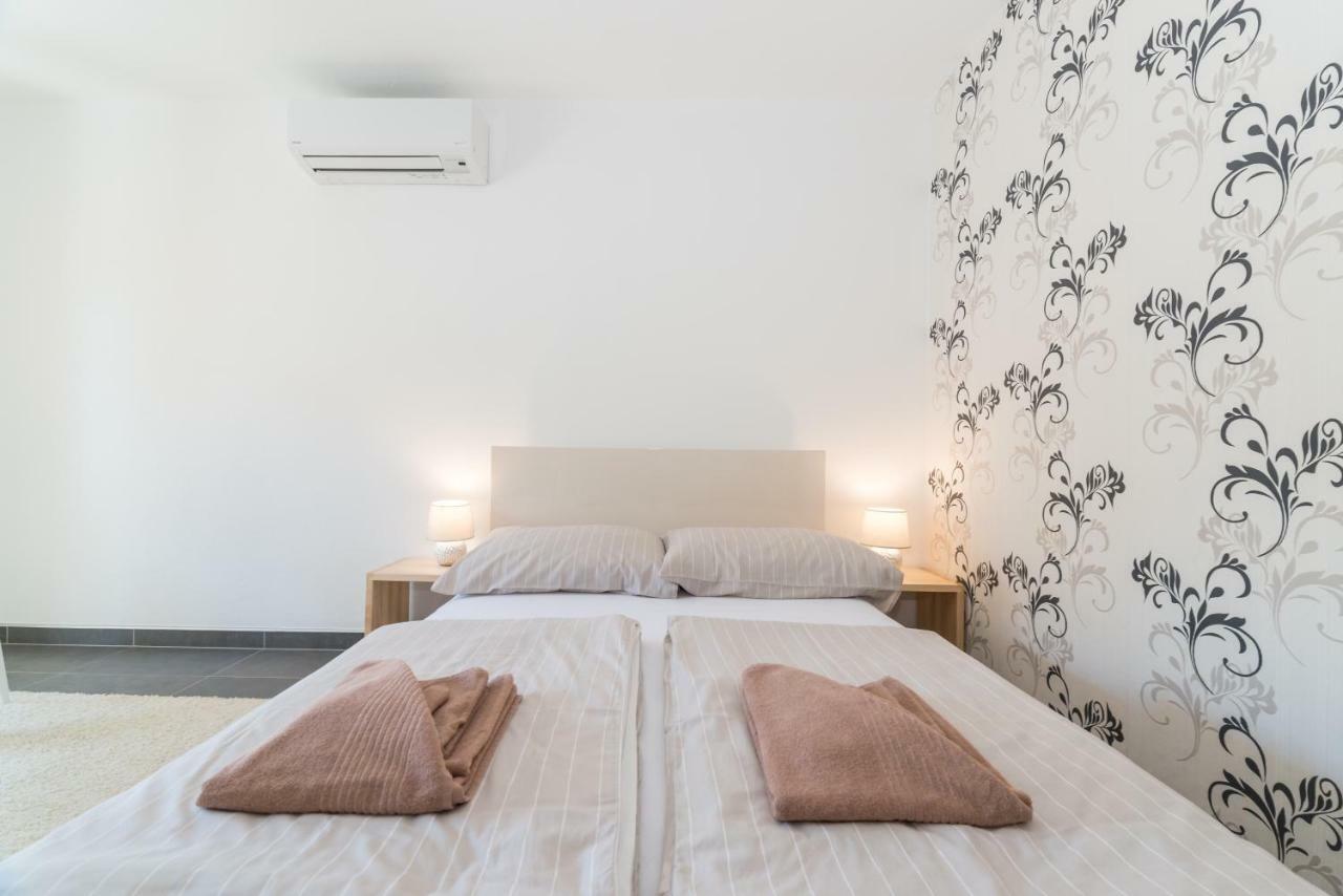 Apartments Nella Privlaka  Ngoại thất bức ảnh